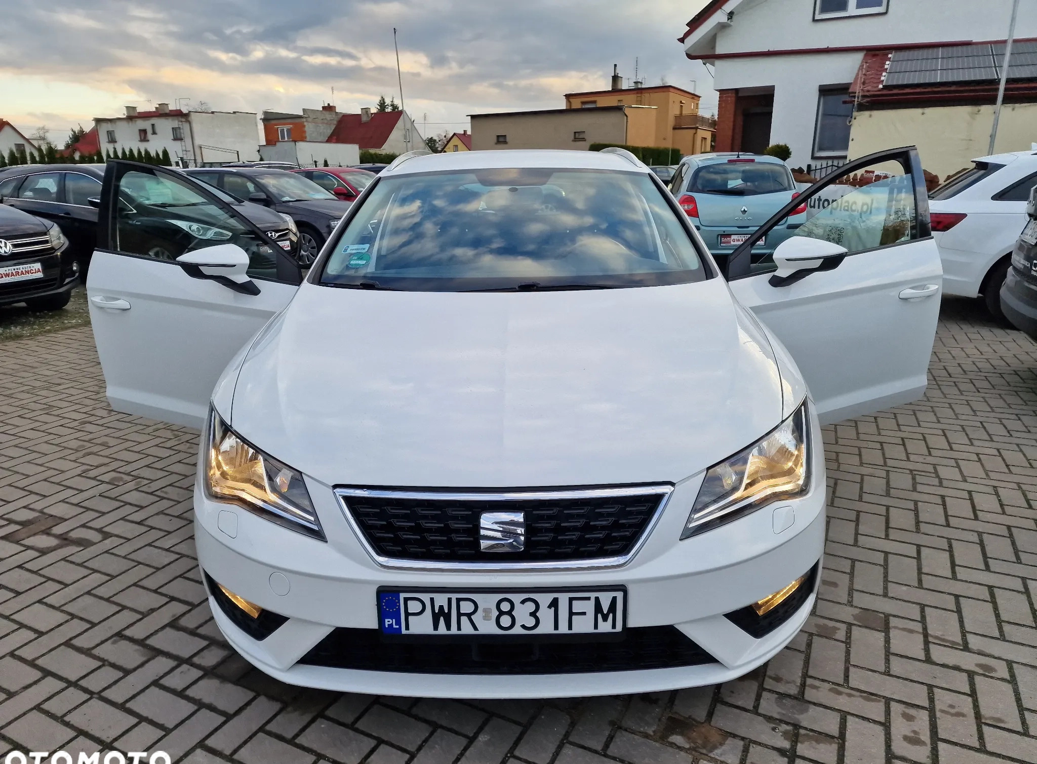 Seat Leon cena 41900 przebieg: 74000, rok produkcji 2018 z Lidzbark Warmiński małe 562